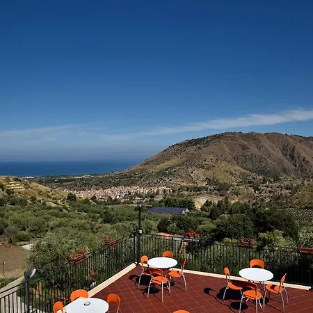 Farm stay Il Parco Di Nonna Betty Lascari